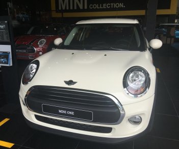 Mini One 2016 - Bán Mini One năm 2016 màu trắng, giá 1 tỷ 228 tr
