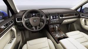 Volkswagen Touareg  3.6L GP 2015 - Dòng SUV nhập Đức Volkswagen Touareg 3.6L GP đời 2015, màu đeN - LH 0902608293