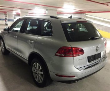 Volkswagen Touareg 2015 - Volkswagen Touareg 3.6l GP đời 2015, màu bạc, nhập Đức, tặng 289 triệu. LH Hương 0902608293