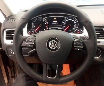 Volkswagen Touareg E 2016 - Cần bán xe Volkswagen Touareg E đời 2016, xe mới
