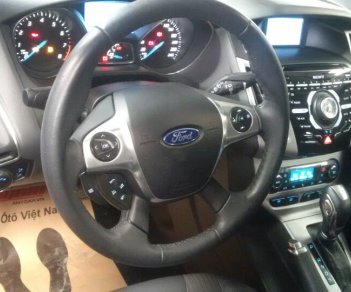 Ford Focus S 2014 - Cần bán xe Ford Focus S 2014, màu trắng, giá chỉ 702 triệu
