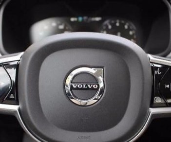 Volvo S90 Momentum 2016 - Volvo Chính Hãng Hà Nội cần bán Volvo S90 Momentum 2016, màu đen, nhập khẩu chính hãng