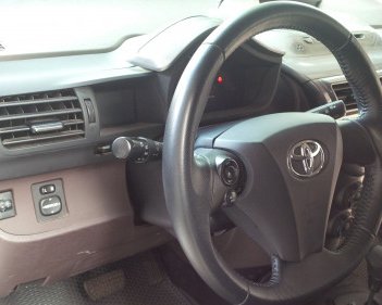Toyota Aygo   1.0 AT  2010 - Bán xe Toyota Aygo 1.0 AT đời 2010, màu xanh lam