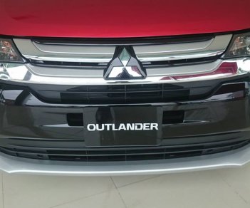 Mitsubishi Stavic 2016 - Cần bán xe Outlander nhập khẩu, giá xe tốt, hỗ trợ vay nhanh tại thị trường Quảng Nam, LH Quang: 0905596067