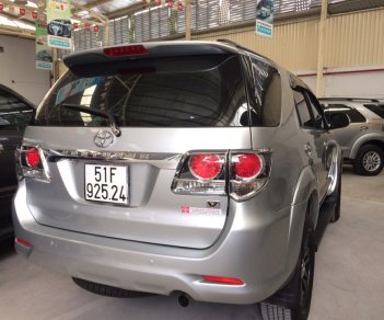 Toyota FT 86 2016 - Bán xe Fortuner V 1 cầu sản xuất 2016 màu bạc