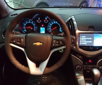 Chevrolet Cruze 1.8 LTZ 2016 - Cruze mới 120Tr lấy xe lăn bánh, giảm giá + phụ kiện chính hãng