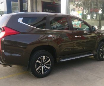 Mitsubishi Pajero Sport GLS 3.0 2017 - Bán Mitsubishi Pajero Sport GLS 3.0 đời 2017, nhập khẩu nguyên chiếc có trả góp