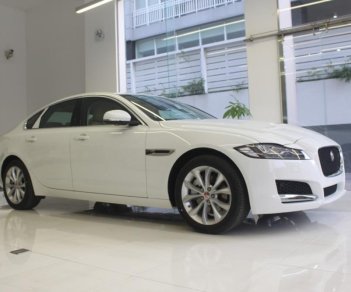 Jaguar XF  Prestige  2017 - Bán Jaguar XF Prestige 2017 màu trắng, xe nhập Anh, tặng bảo dưỡng, bảo hành giá. Liên hệ 0918842662