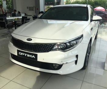 Kia Optima 2.0 GAT 2018 - Kia Gò Vấp - bán Kia Optima 2.0 GAT 2018 - 0901 078 222 -sẵn xe giao ngay, hỗ trợ vay 80% xe