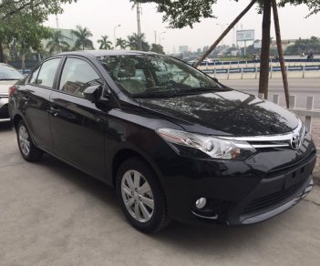 Toyota Vios 1.5E MT 2017 - Bán xe Toyota Vios 1.5E MT đời 2018, màu đỏ, trả góp 80%