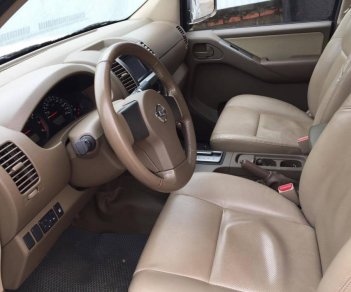 Nissan Navara XE 2013 - Bán Nissan Navara XE năm 2013, xe chính chủ, máy móc, nội ngoại thất đẹp