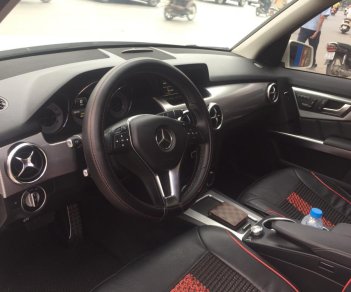Mercedes-Benz GLK 250 AMG 2015 - Cần bán lại xe Mercedes GLK250 AMG sản xuất 2015, màu trắng