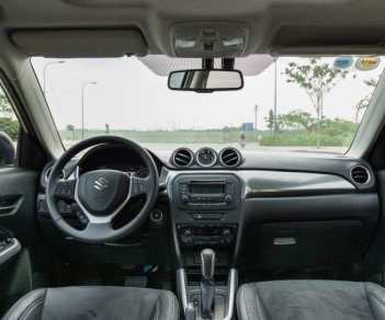 Suzuki Vitara 2017 - Cần bán Suzuki Vitara 2017, nhập khẩu nguyên chiếc, xe giao ngay, đủ màu