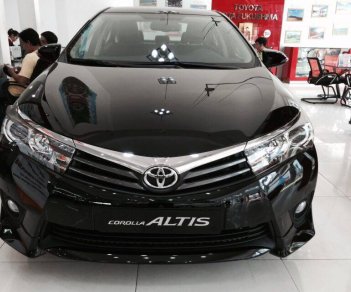 Toyota Corolla altis 1.8G MT 2018 - Cần bán xe Toyota Corolla Altis 1.8G MT năm 2018, màu trắng, cam kết giá tốt nhất Sài Gòn