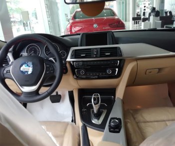 BMW 3 Series 330i 2017 - Bán BMW 3 Series 330i đời 2017, màu trắng, xe nhập, ưu đãi lên tới 50% trước bạ, có xe giao ngay