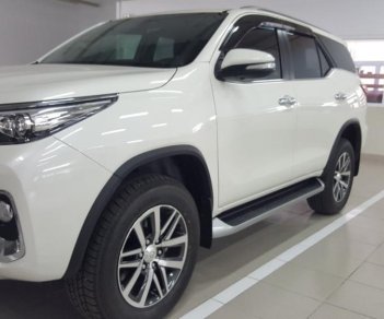 Toyota Fortuner V (4x4) AT 2017 - Bán Toyota Fortuner V (4x4) AT đời 2017, nhập khẩu chính hãng, luôn có xe giao sớm