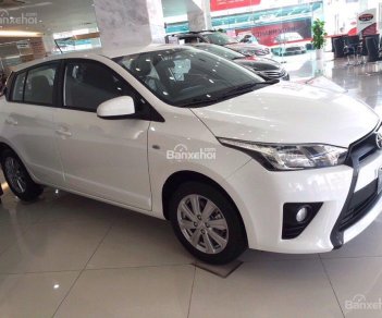 Toyota Yaris 1.5E 2017 - Bán Toyota Yaris 1.5E 2017 số tự động vô cấp, màu trắng, nhập khẩu chính hãng Thailand