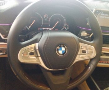 BMW 528i 2015 - Bán xe BMW 528i đời 2015, màu đen, nhập khẩu