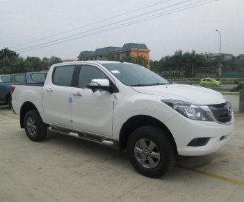 Mazda BT 50 2.2L 4X4MT 2017 - Bán ô tô Mazda BT 50 2.2L MT 4WD đời 2017, màu trắng, nhập khẩu