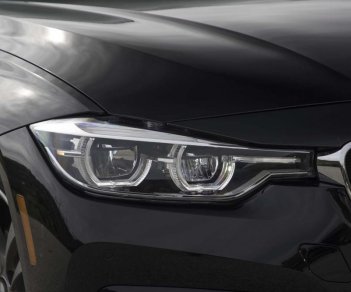 BMW 3 Series 330i 2017 - BMW 330i 2017 màu đen - ưu đãi cực hấp dẫn, có xe giao ngay