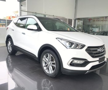 Hyundai Santa Fe 2.4AT -2WD 2017 - Cần bán xe Hyundai Santa Fe năm 2018- máy xăng, 1 cầu, màu trắng, mới 100%, giá 898 triệu- LH: 0919293562