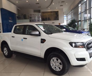 Ford Ranger XLS 2.2L MT 2017 - Bán Ford Ranger XLS 2.2L MT đời 2017, đủ màu, nhập khẩu nguyên chiếc, trả góp tại Lạng Sơn