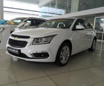 Chevrolet Cruze LTZ 1.8 2018 - Bán Cruze LTZ số tự động 2018, trả trước 100 triệu nhận xe ngay