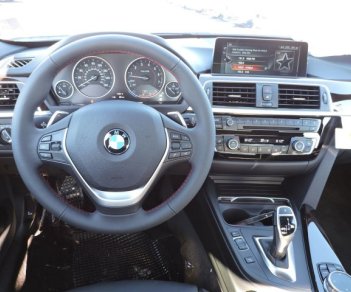 BMW 3 Series 330i 2017 - Bán BMW 3 Series 330i năm 2017, màu trắng, nhập khẩu chính hãng. Cam kết giá tốt nhất, giao xe ngay, đủ màu