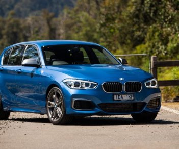 BMW 1 Series 118i 2017 - Bán xe BMW 118i đời 2017, màu xanh, xe nhập, ưu đãi cực sốc, có xe giao ngay