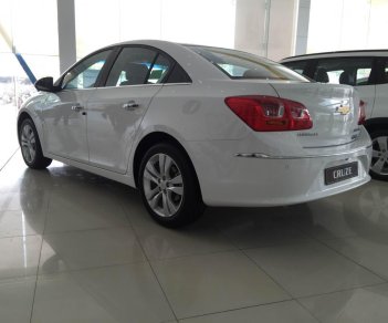 Chevrolet Cruze LTZ 1.8 2018 - Bán Cruze LTZ số tự động 2018, trả trước 100 triệu nhận xe ngay