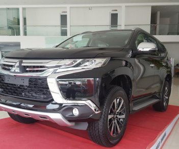 Mitsubishi Pajero Sport 2018 - Bán Mitsubishi Pajero Sport đời 2018, màu đen, xe nhập. Tại Quảng Nam, Quảng Trị Huế, Đà Nẵng - Mr Hòa 0917478445