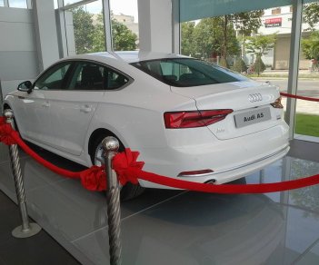 Audi A5 2017 - Bán xe Audi A5 sản xuất 2017, màu trắng, xe nhập