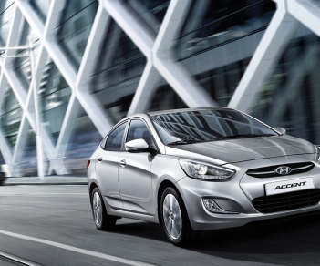 Hyundai Accent 2017 - Bán Hyundai Accent 2017 1.4AT (SBU), hỗ trợ vay vốn 80%, gói KM ưu đãi lớn, xe còn tại hãng. Hotline 0948945599