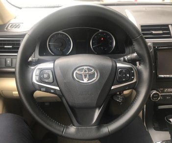 Toyota Camry XLE 2016 - Bán xe Toyota Camry XLE đời 2016, màu đen, xe nhập