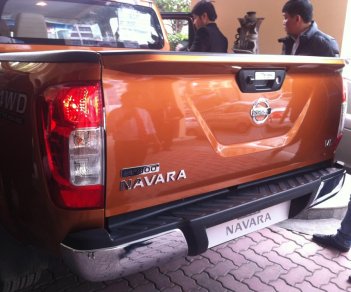 Nissan Navara  NP300 2015 - Bán ô tô Nissan Navara NP300, nhập khẩu nguyên chiếc