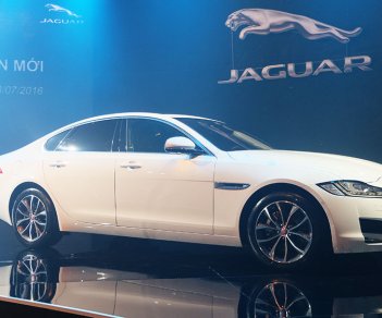 Jaguar XF 2016 - 0918842662 Bán xe Jaguar XF màu trắng, đen, xanh, đỏ, giá khuyến mãi tết 2018, xe giao ngay