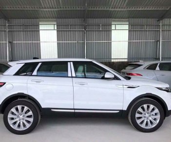 LandRover Evoque SE Plus 2017 - Cần bán giá xe LandRover Range Evoque 2017 màu trắng, nhập khẩu nguyên chiếc