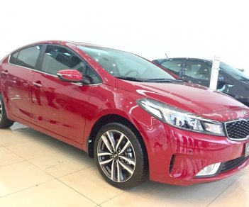 Kia Cerato 1.6 AT 2017 - Kia Giải Phóng- Kia Cerato hỗ trợ vay trả góp 90% giá trị xe, thủ tục nhanh gọn, cam kết giao xe ngay -LH: 0985793968