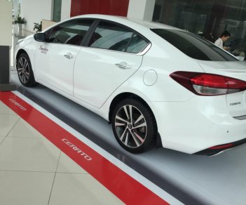 Kia Cerato 2018 - Bán Kia Cerato sản xuất 2018 màu trắng, 498 triệu, liên hệ: 0966 199 109