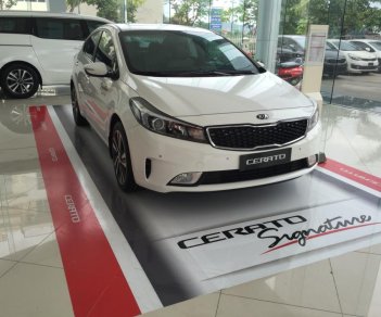 Kia Cerato 2018 - Bán Kia Cerato sản xuất 2018 màu trắng, 498 triệu, liên hệ: 0966 199 109