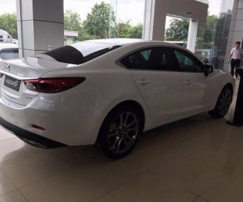 Mazda 6 2.0L facelift 2018 - Bán xe Mazda 6 2018 mới 100% KM lớn, trả góp 85%, LS thấp, hỗ trợ chứng minh tài chính - Mua ngay! LH: 0946383636