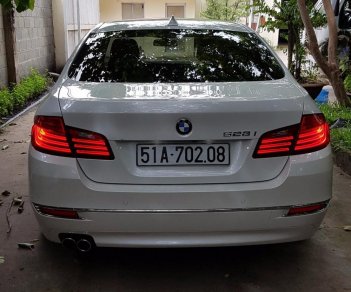 BMW 528i 2014 - Bán gấp BMW 528i đời 2014, màu trắng, nhập khẩu nguyên chiếc