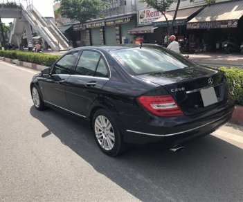 Mercedes-Benz C250 2013 - Cần bán xe Mercedes C250 đời 2013, màu đen, nhập khẩu nguyên chiếc, còn mới, 825 triệu