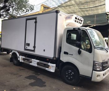 Hino XZU 2016 - Chuyên bán dòng xe XZU thùng kín, nhập khẩu giá gốc