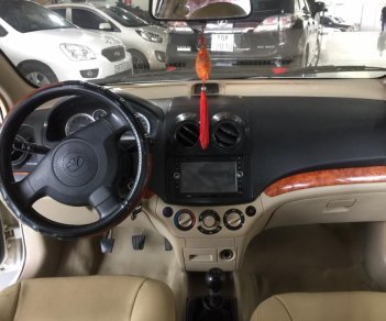Daewoo Gentra 1.5MT 2017 - Bán xe Daewoo Gentra 1.5MT sản xuất 2017, màu trắng, 215tr