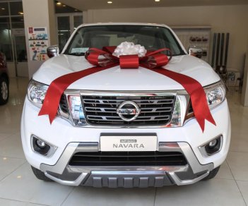 Nissan Navara EL AT 2016 - Cần bán Nissan Navara EL Premium R, nhập khẩu nguyên chiếc, giao ngay, giá KM liên hệ ngay