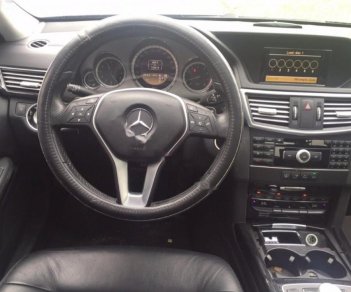 Mercedes-Benz E class 250 2014 - Cần bán lại xe Mercedes E250 đời 2014, màu đen