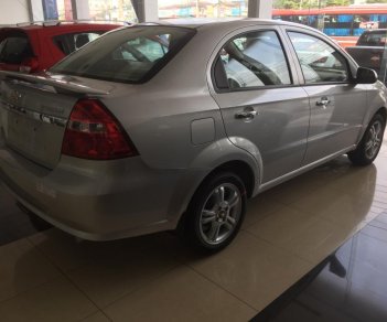 Chevrolet Aveo LTZ 2017 - Bán Chevrolet Aveo LTZ đời 2017, màu bạc