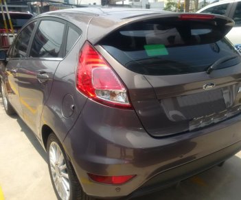 Ford Fiesta 1.5AT Titanium 2017 - Bán Ford Fiesta 2017, động cơ xanh Ecosboost, ưu đãi hấp dẫn, hỗ trợ vay mua xe với lãi suất cực thấp và ổn định lâu dài