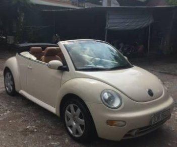 Volkswagen Beetle 2.0 2004 - Cần bán gấp Volkswagen Beetle đời 2004, màu kem (be), xe nhập chính chủ